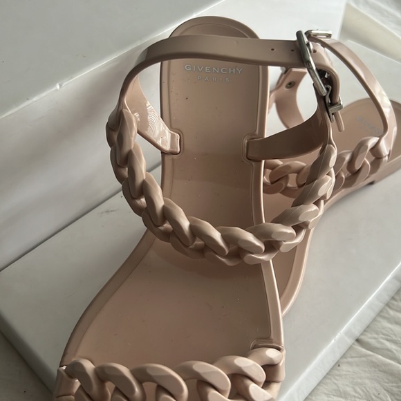 Givenchy Jelly Plate Rose Poudre Sandle - Picture 5 of 8